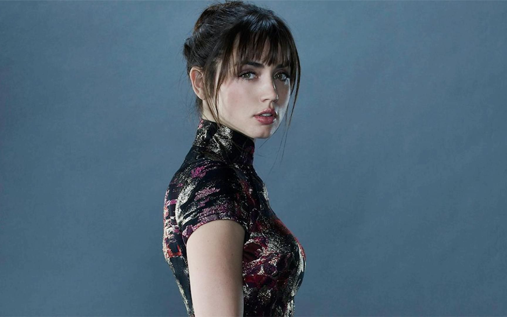 安娜·德·阿玛斯:来自古巴的小姐姐,性感迷人,女人味十足