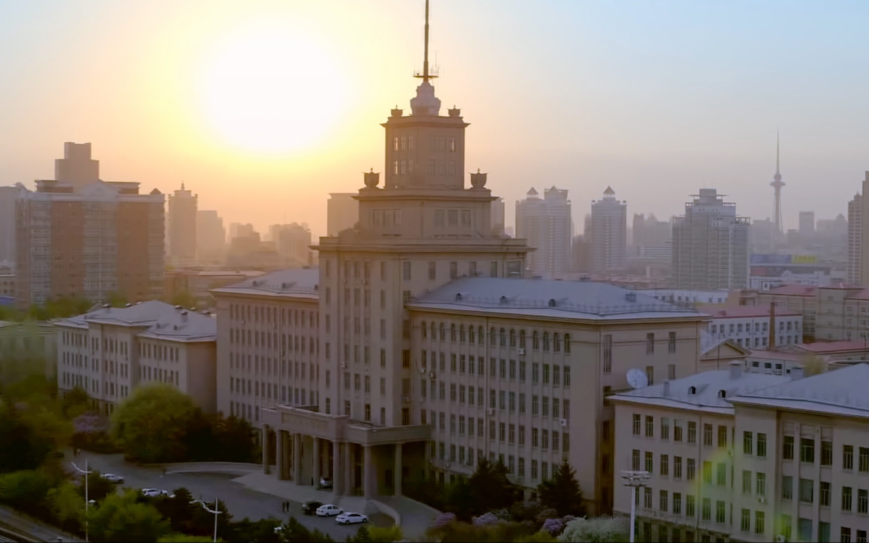 航拍哈尔滨工业大学美到窒息