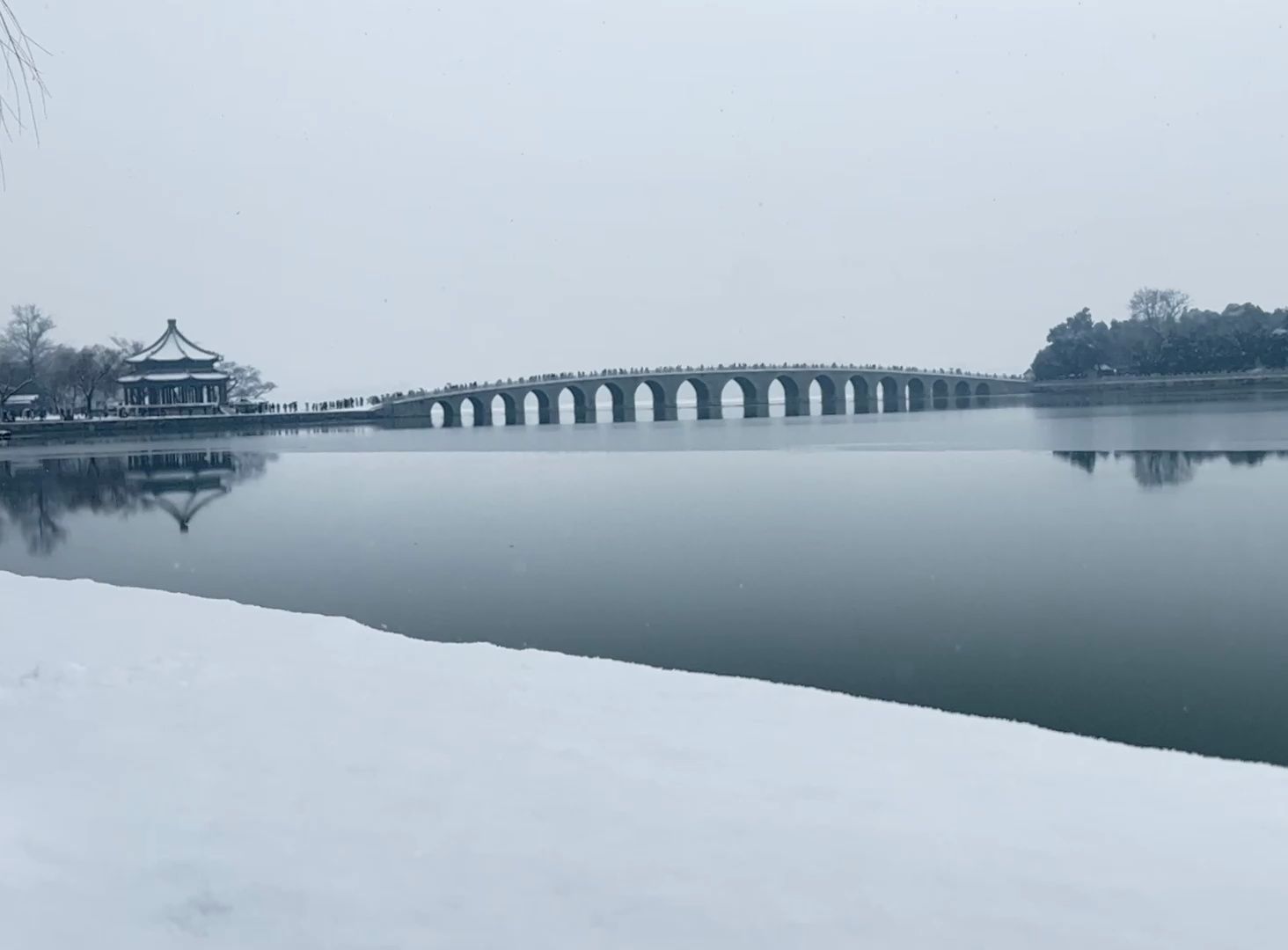 [图]雪中漫步颐和园，宛如淡雅水墨山水画