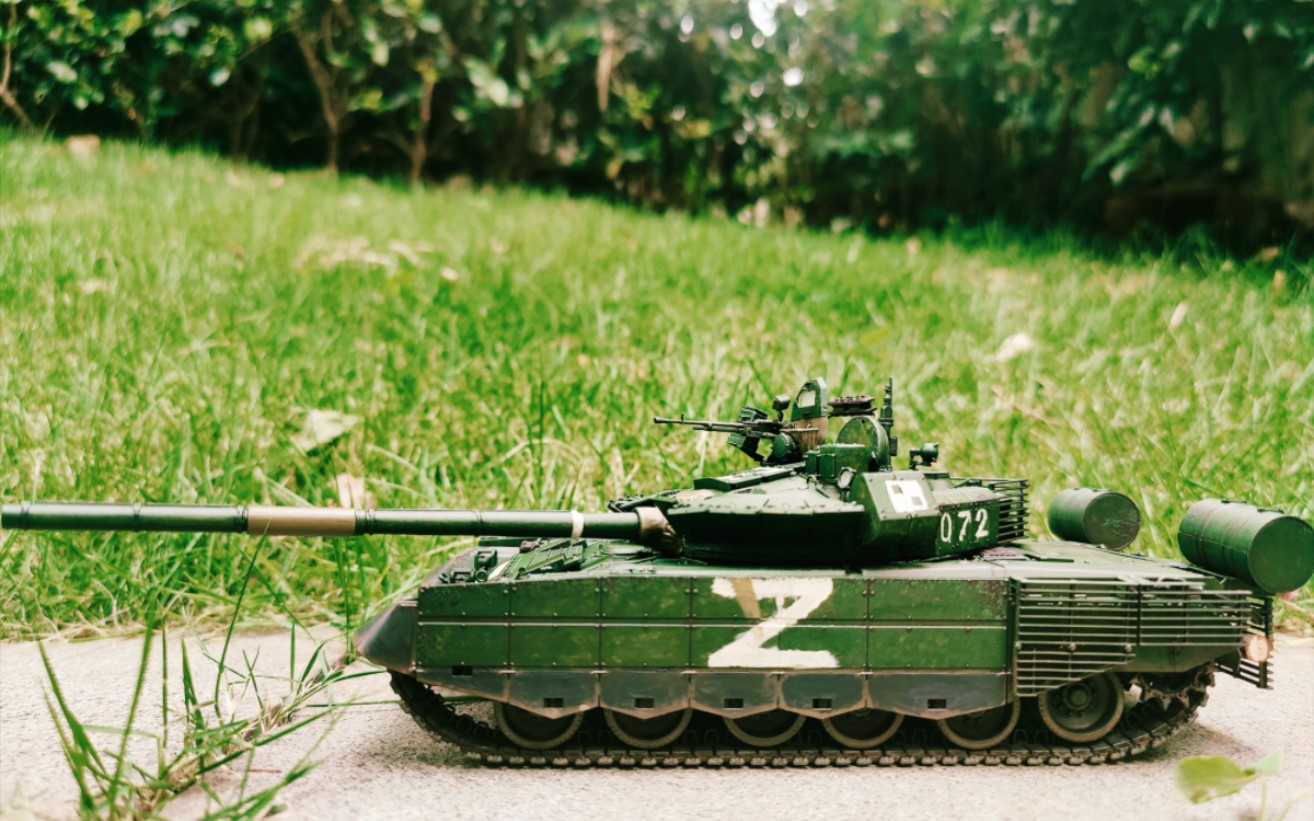 人生中第一台军模素组 手涂上色,毛子的t80-bvm,大部分技巧学习up主