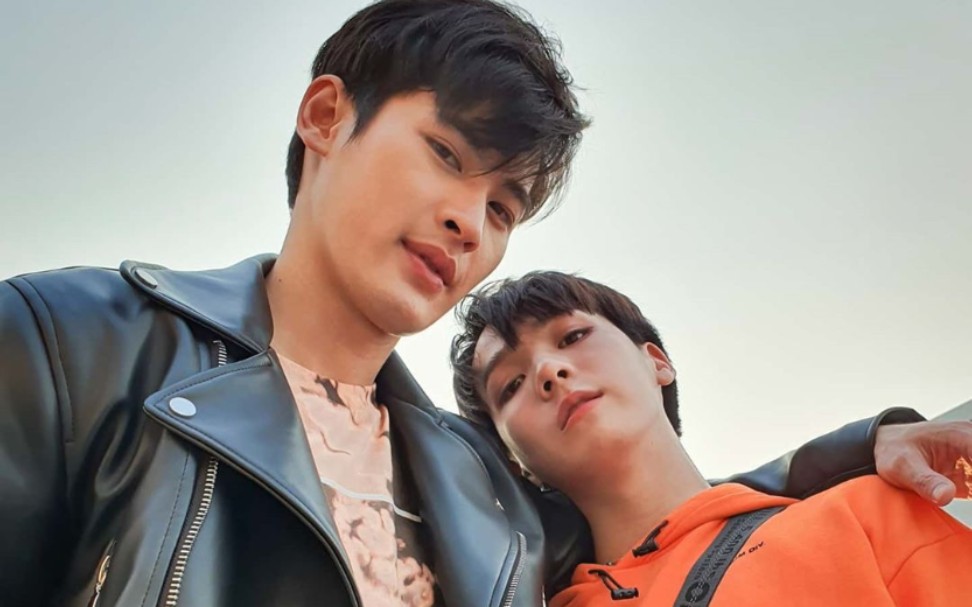 【kaoearth】待到重逢时剧组关系好到同吃一个甜甜圈~九哥小地球私下