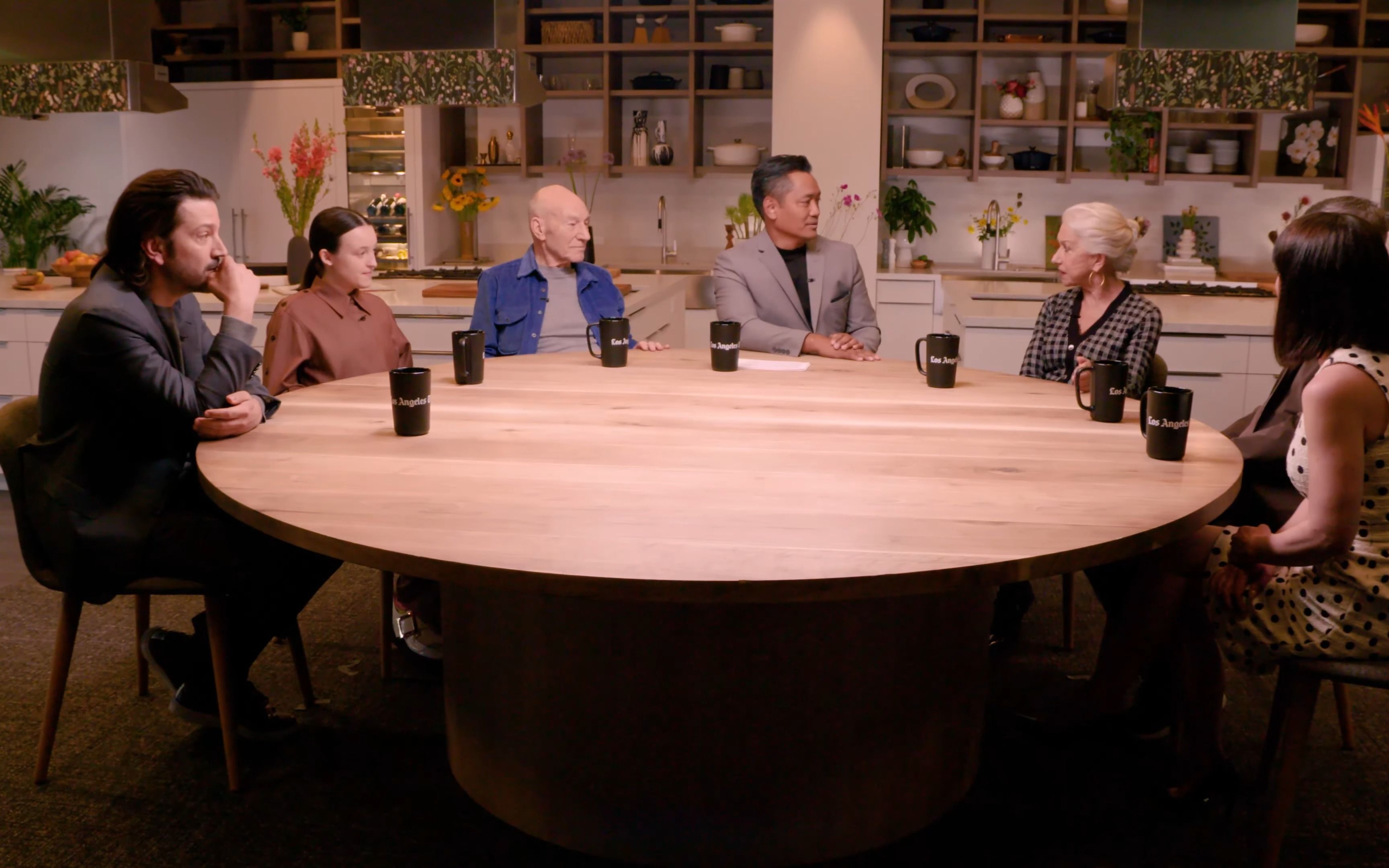 【diego luna】圆桌访谈bella ramsey, patrick stewart, helen