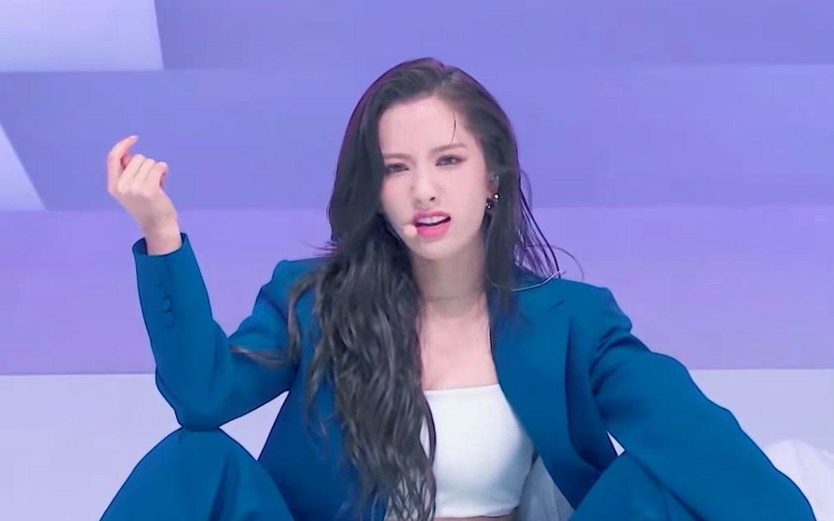 《公主的怒颜》宇宙少女 the black 苞娜直拍 210514 音乐银行舞台