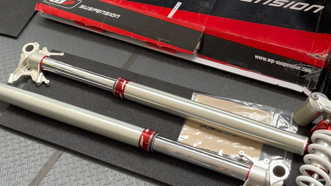 一套避震换一辆车 790adc wp队版减震它来了