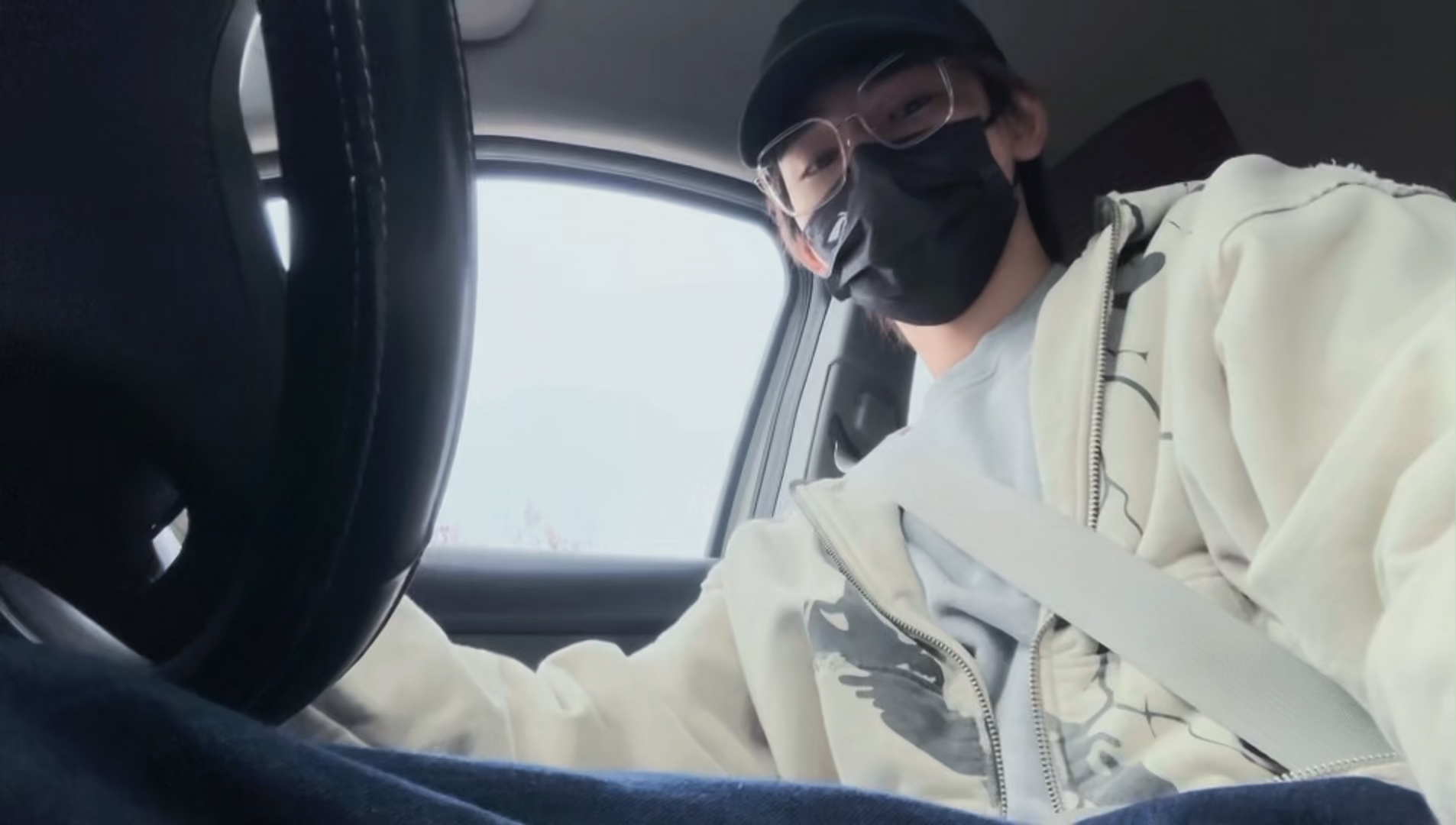 【时代少年团-宋亚轩】小宋老师发微博啦 练车vlog