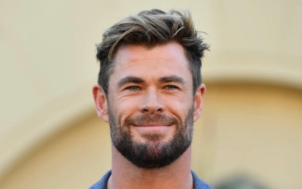 [图]【CHRIS HEMSWORTH】今日份的出席《疯狂的麦克斯4》前传电影《Furiosa》新闻发布会的海总～