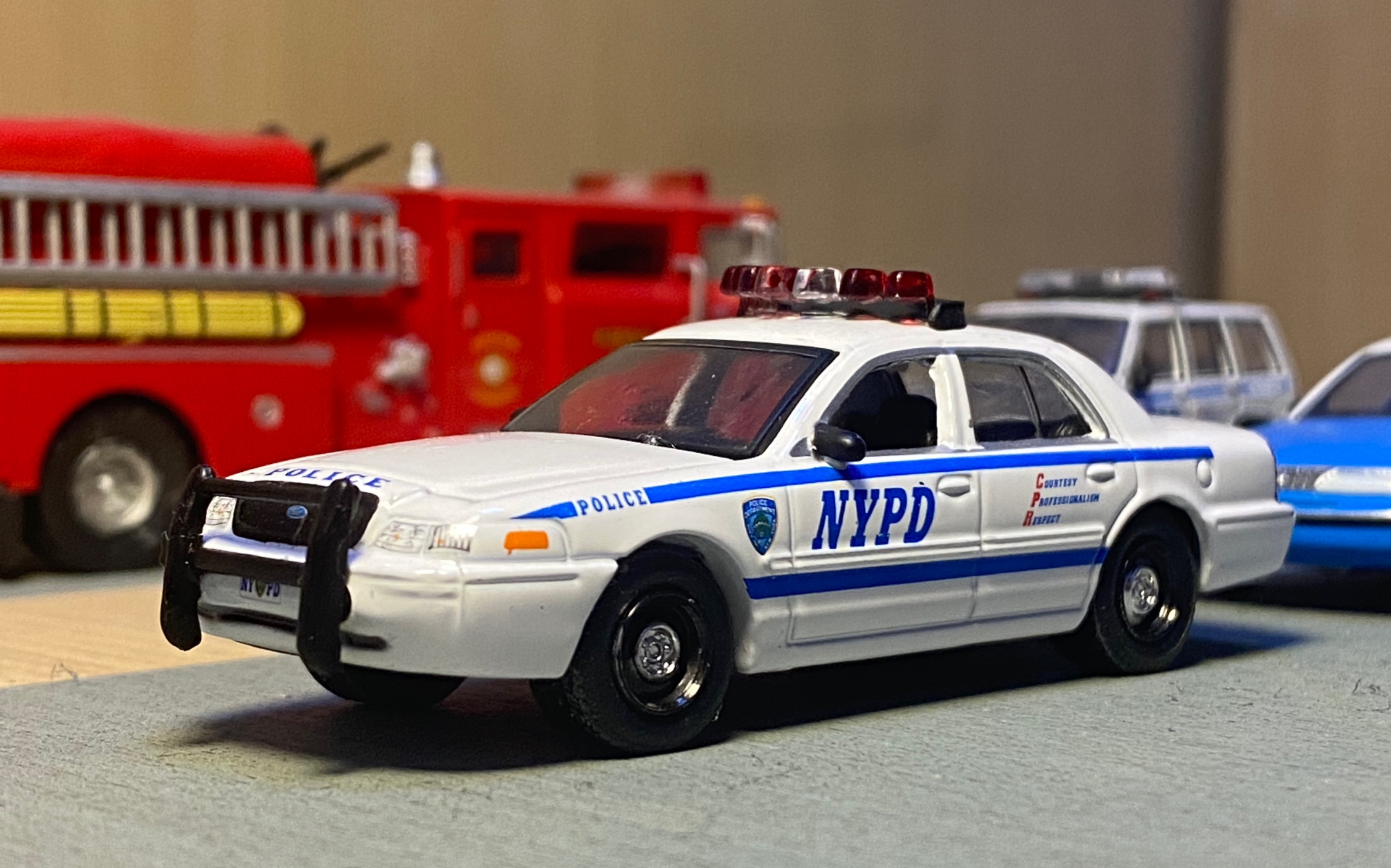 【绿光模型】2011款 nypd纽约警察局福特维多利亚皇冠模型欣赏