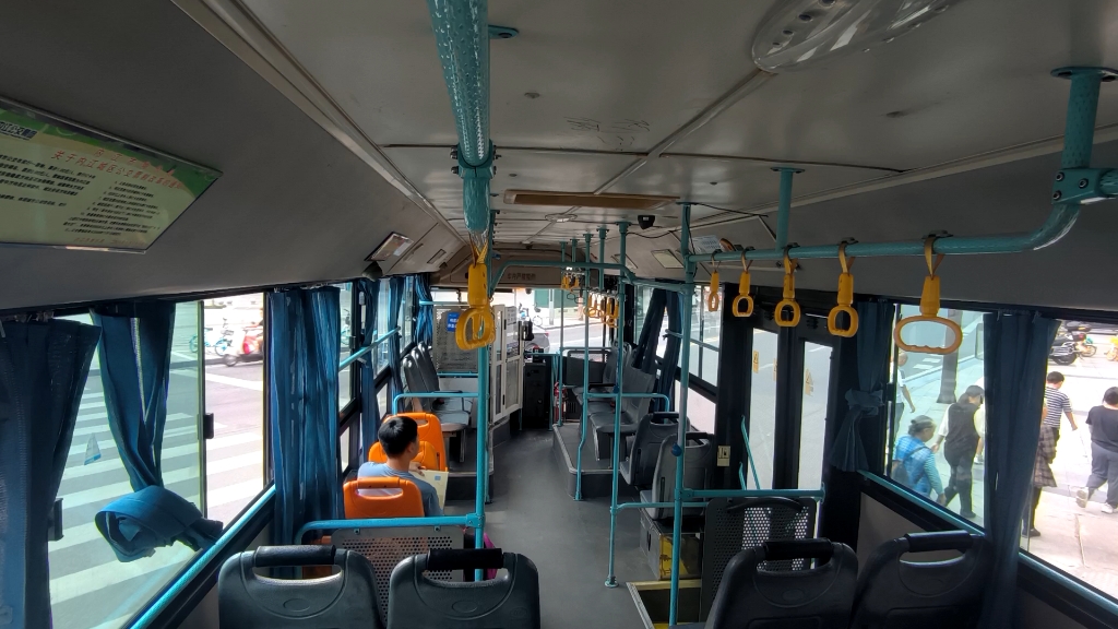 【内江公交】车龄高达12年甚至11年的宇通a74 内江公交zk6100hgm走行