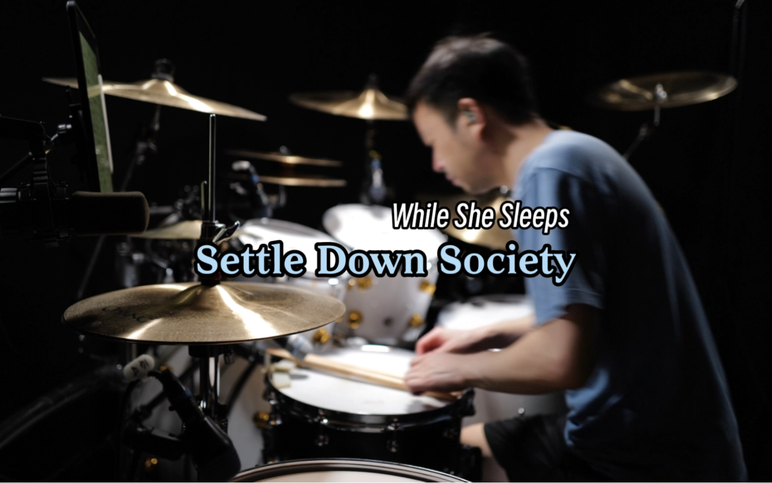 [图]While She Sleeps - Settle Down Society