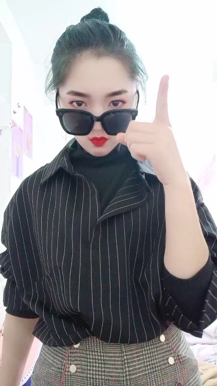 dj小小乖来了,,,_哔哩哔哩 (゜-゜)つロ 干杯~-bilibili