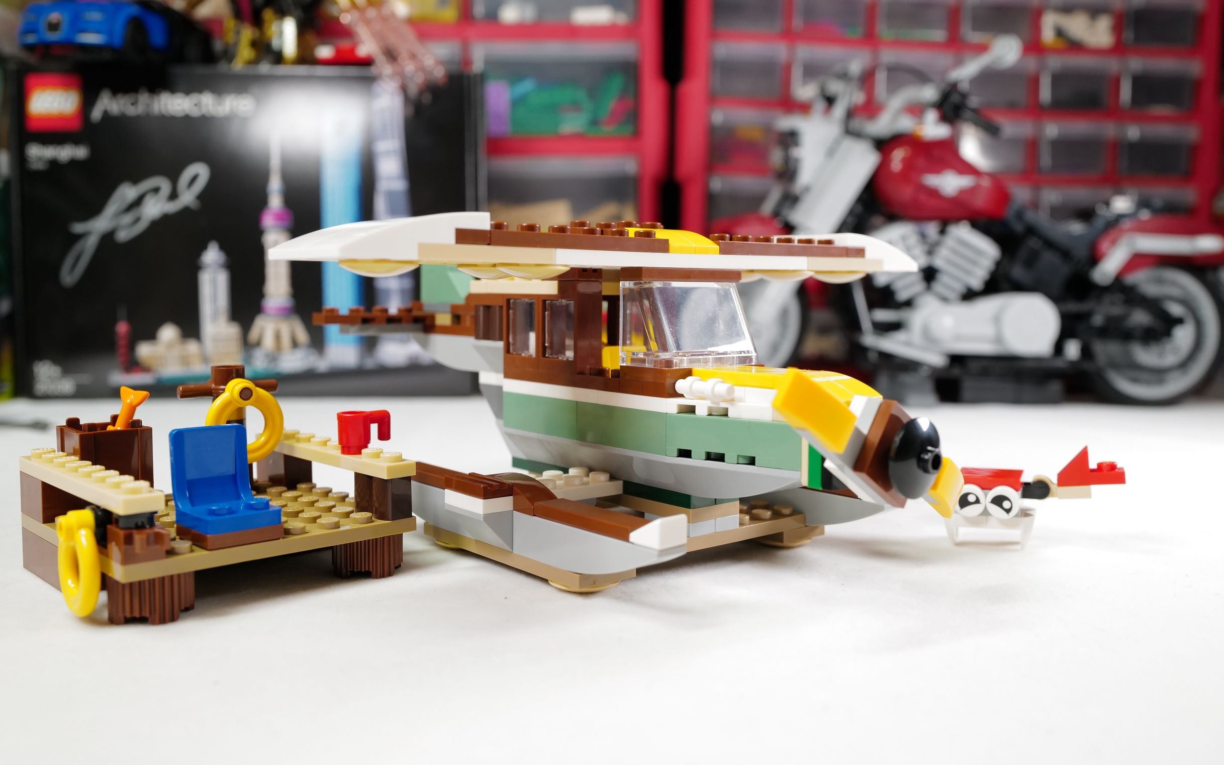 乐高搭建乐高31093的b模式码头边的水上飞机