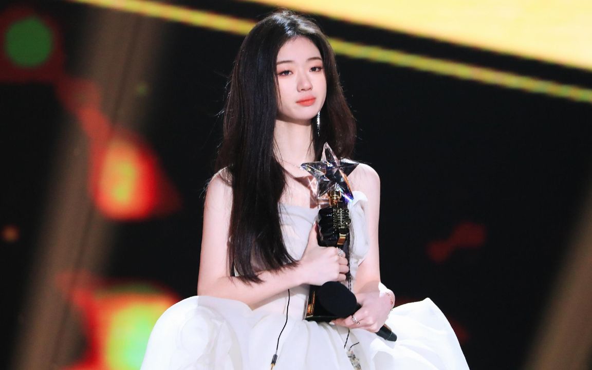 单依纯改编网络神曲《soap》,惨遭网红炮轰,直接被怼哭了!