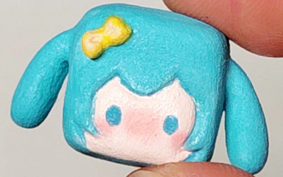 石塑粘土手工|一颗很"方的"miku