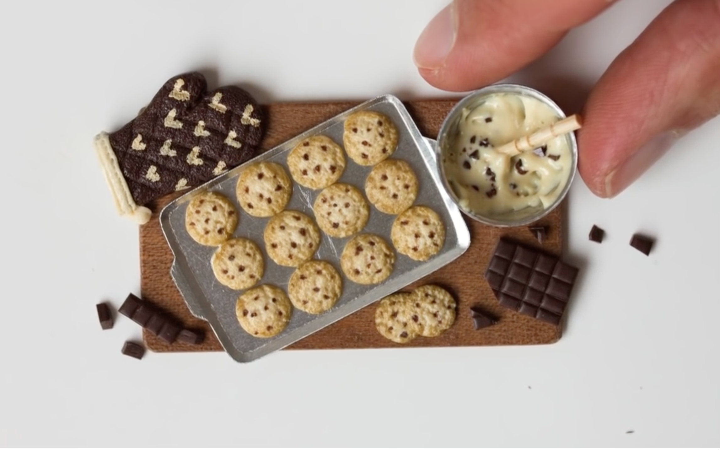 巧克力微型饼干 软陶雕塑>(@米兰的小画酱搬运)