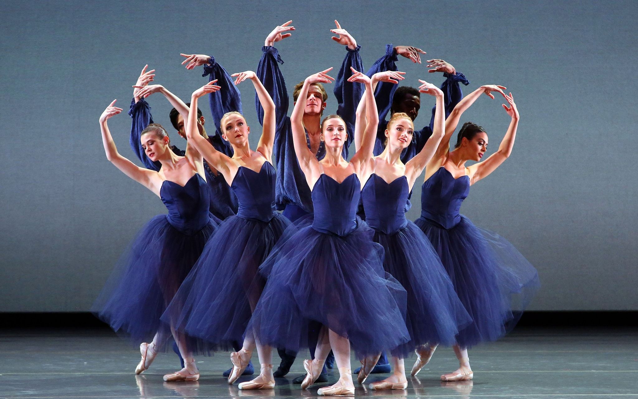 美国现代芭蕾舞团图片