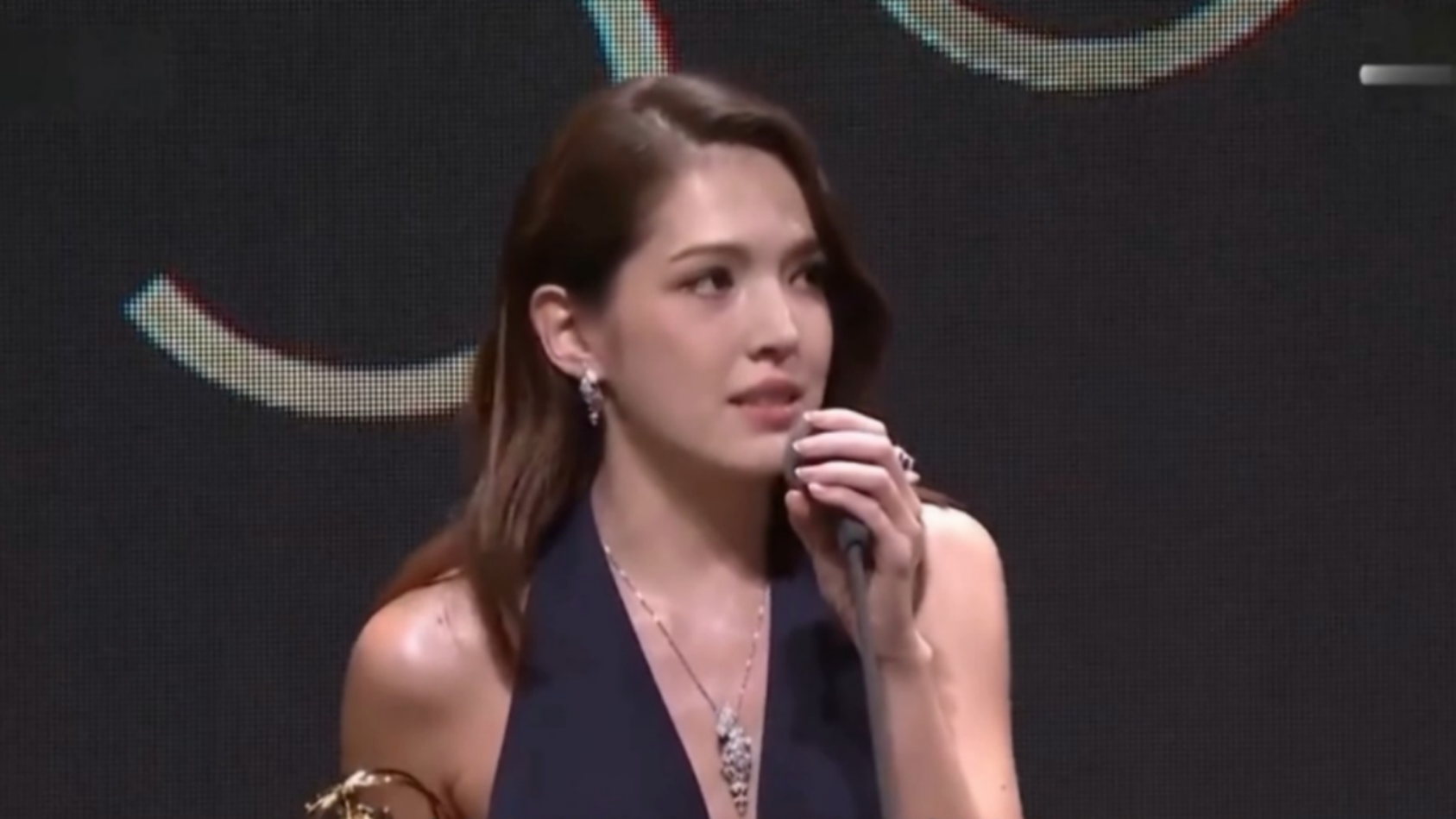 36岁许玮甯被曝隐婚又离婚,已离开爱巢返回娘家