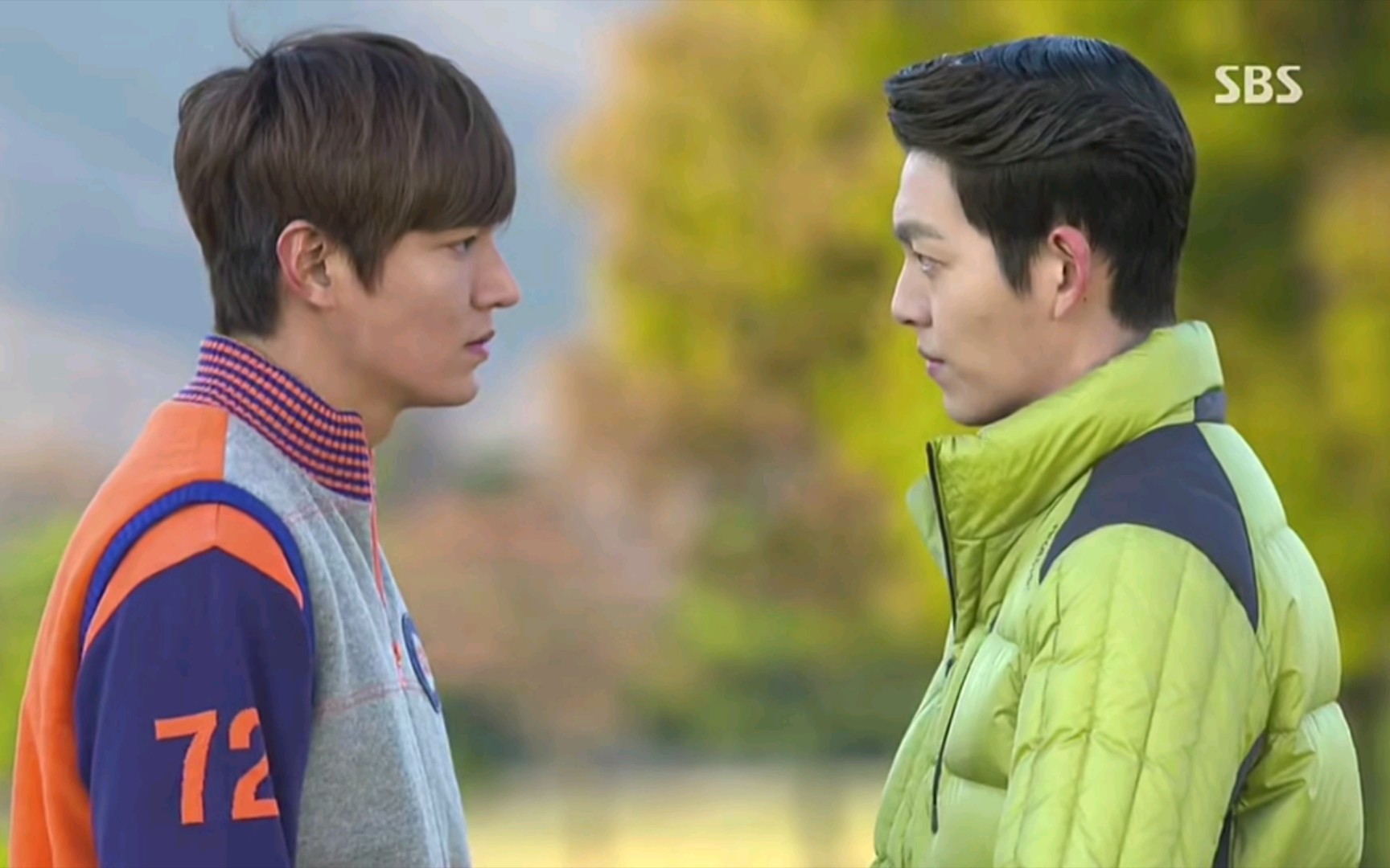 【继承者们】金叹&崔英道 那五颜六色的出场穿搭