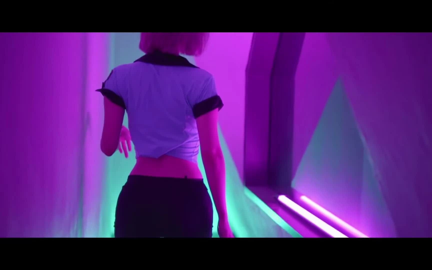 happyhalloweensexyhalloween赛车模特宋朱雅