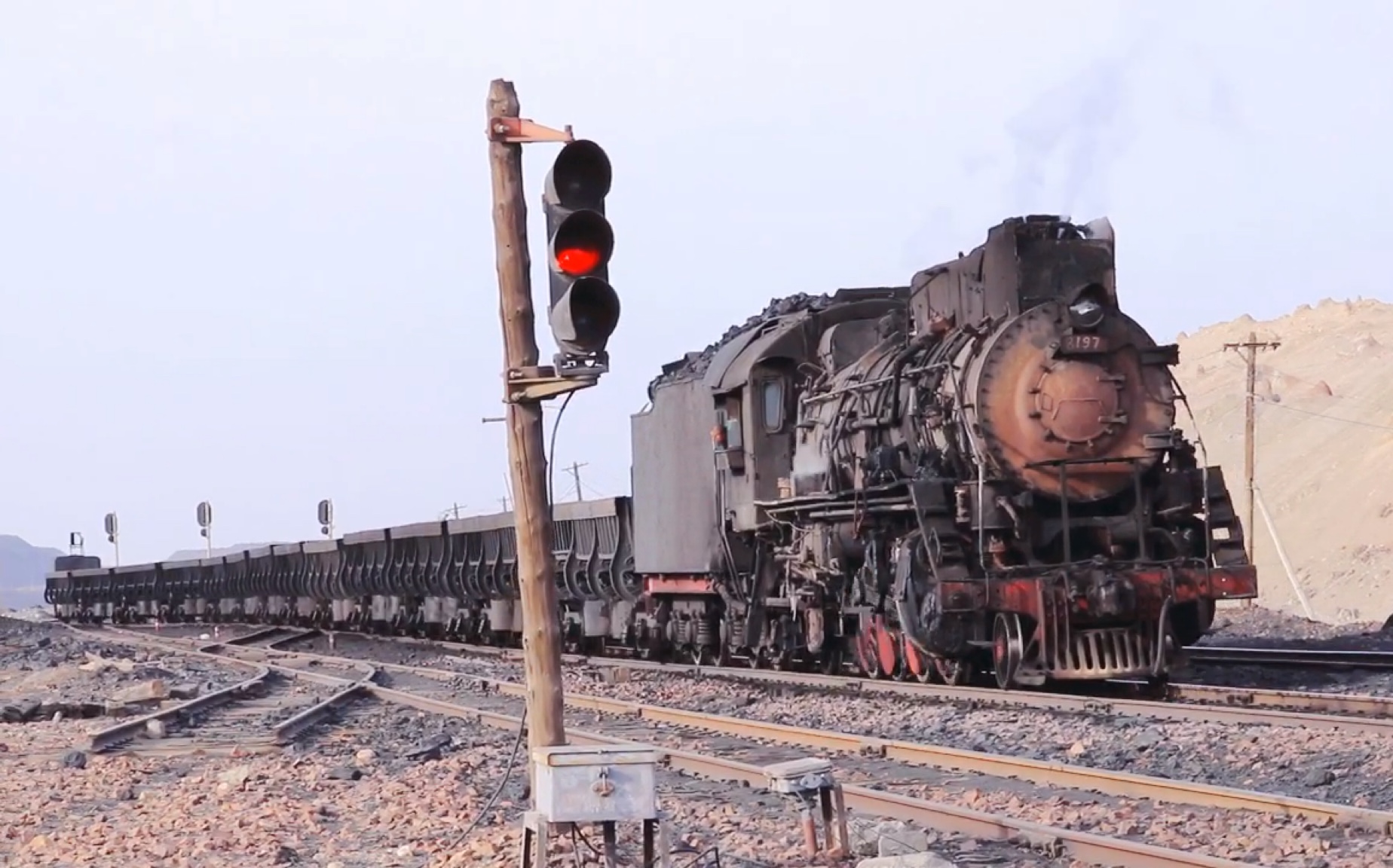 喷火的真火车,建设型蒸汽机车于三道岭闯坡(大为dawei拍摄制作于2014