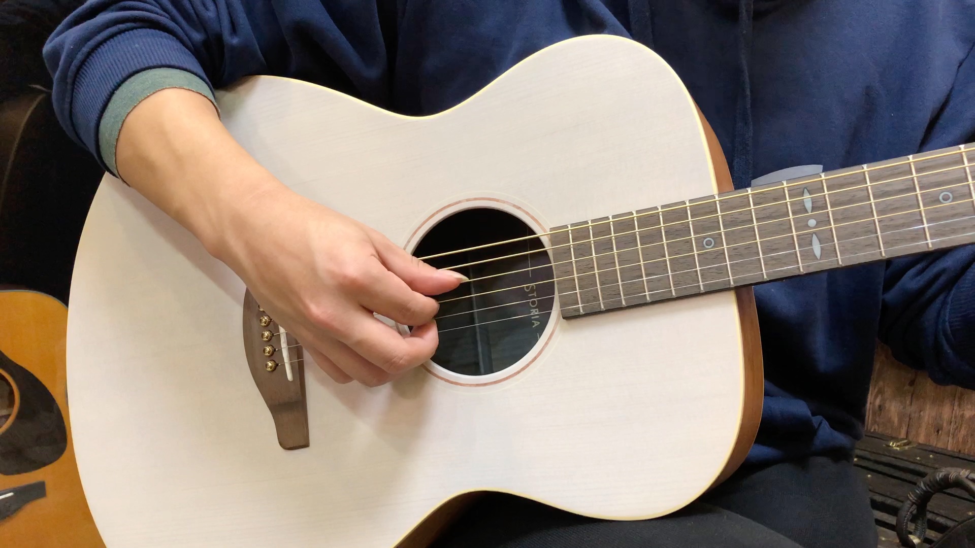 吉他树琴行yamaha雅马哈storia民谣吉他