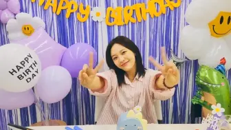 Télécharger la video: 秀雅生日直播HAPPY MOONSUA DAY🎂💜 240909[机翻中字]