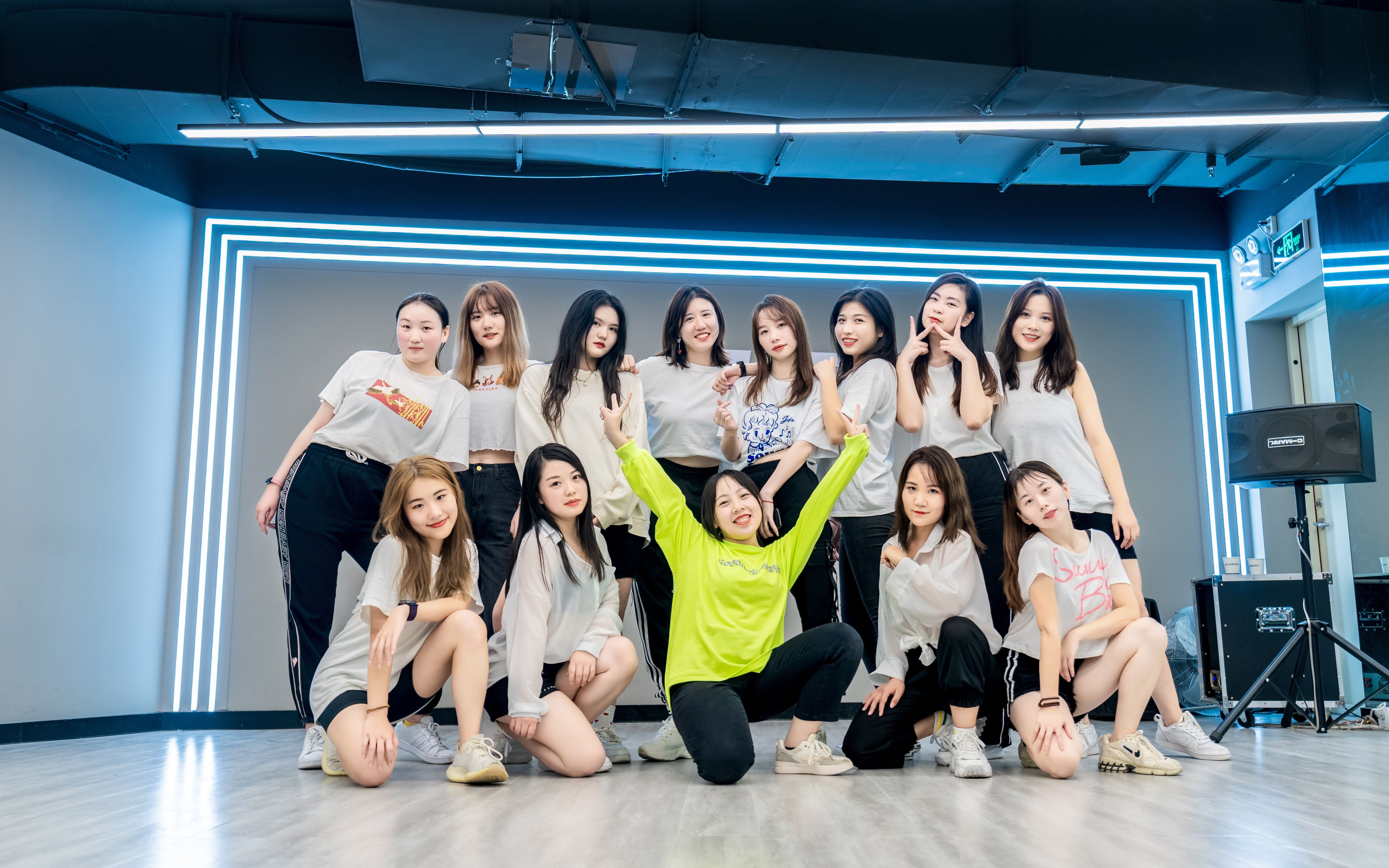 经典韩舞《我最红》要参加我们的舞蹈派对吗?