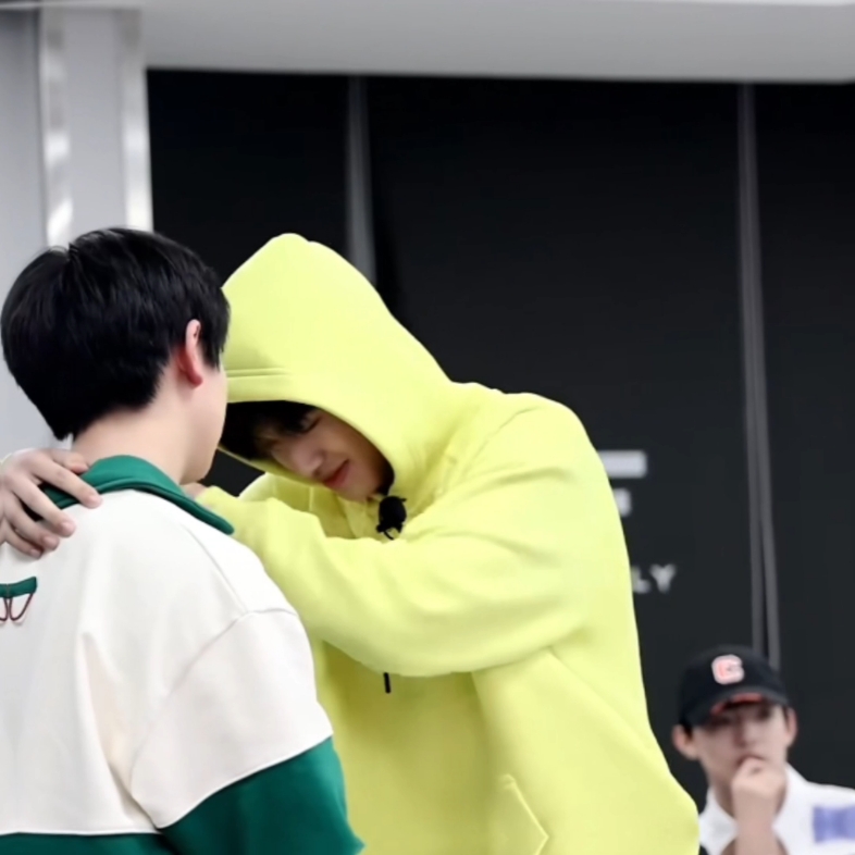 音乐一响,白月光登场#张极穆祉丞#极丞