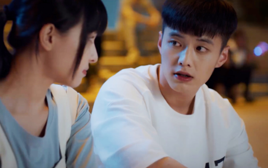 何与,陈怡馨《当你年少时》终极预告_哔哩哔哩_bilibili