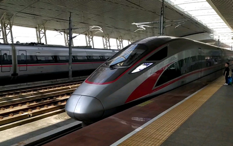 g6579次肇庆东站香港西九龙站本务中国铁路广州局集团有限公司广州