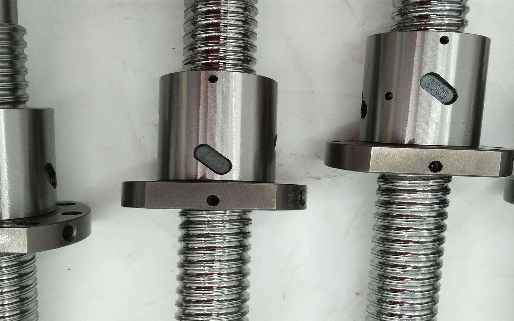 三分钟精讲滚珠丝杠间隙误差及预压方式