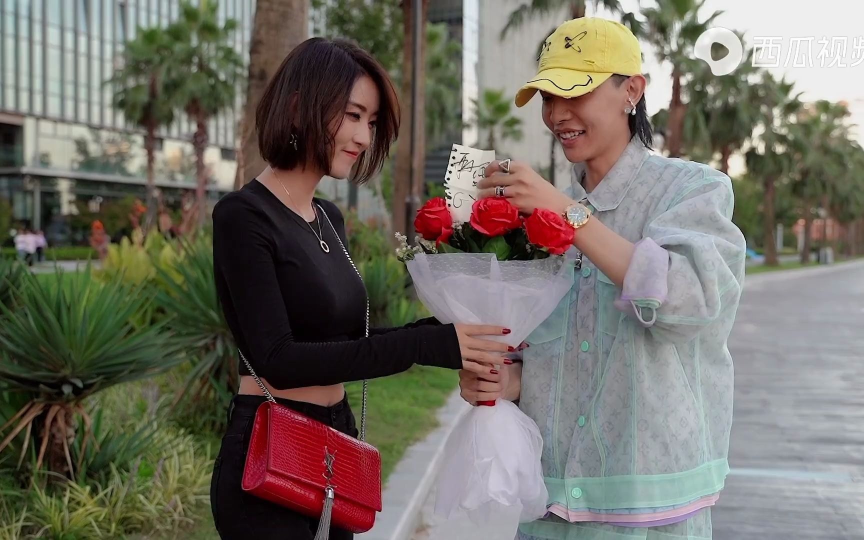 23_如何逗抖音第一旗袍美女聂小雨开心,不得不说,聂小雨是真女神,前凸