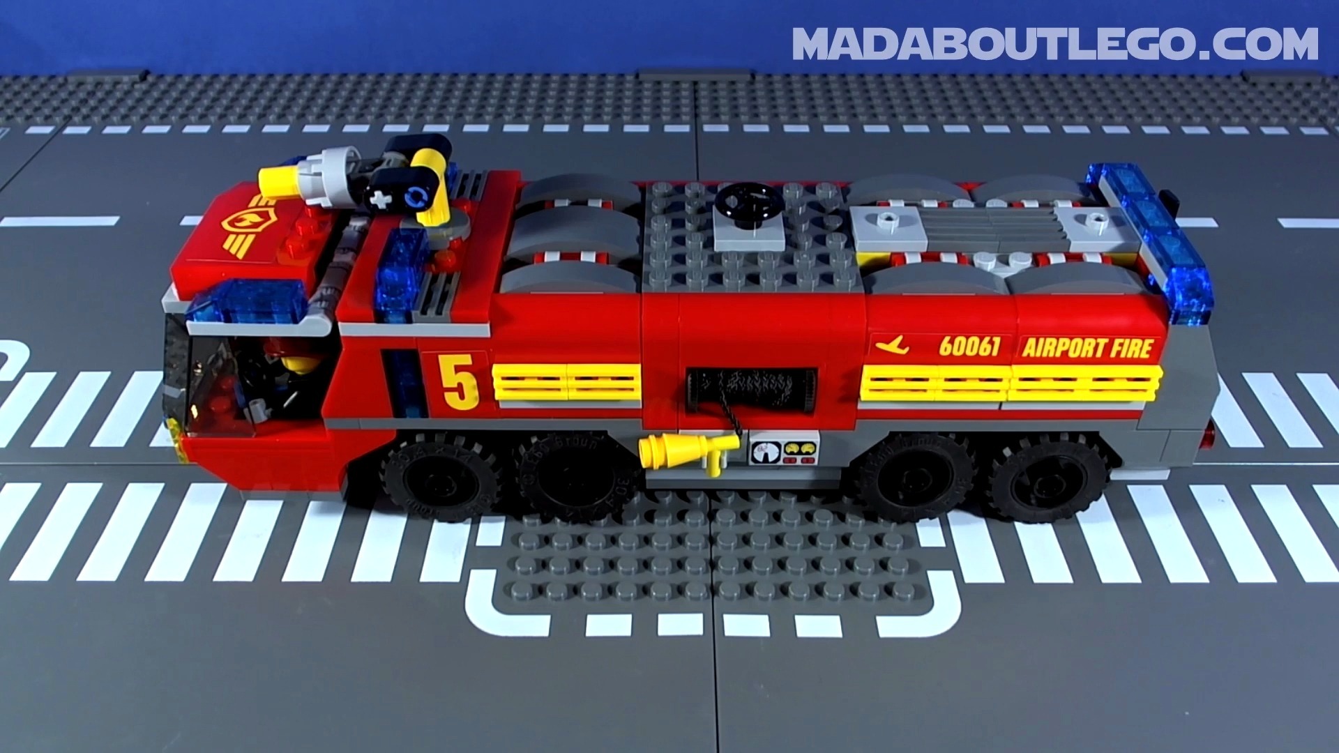 乐高城市大型消防车建造