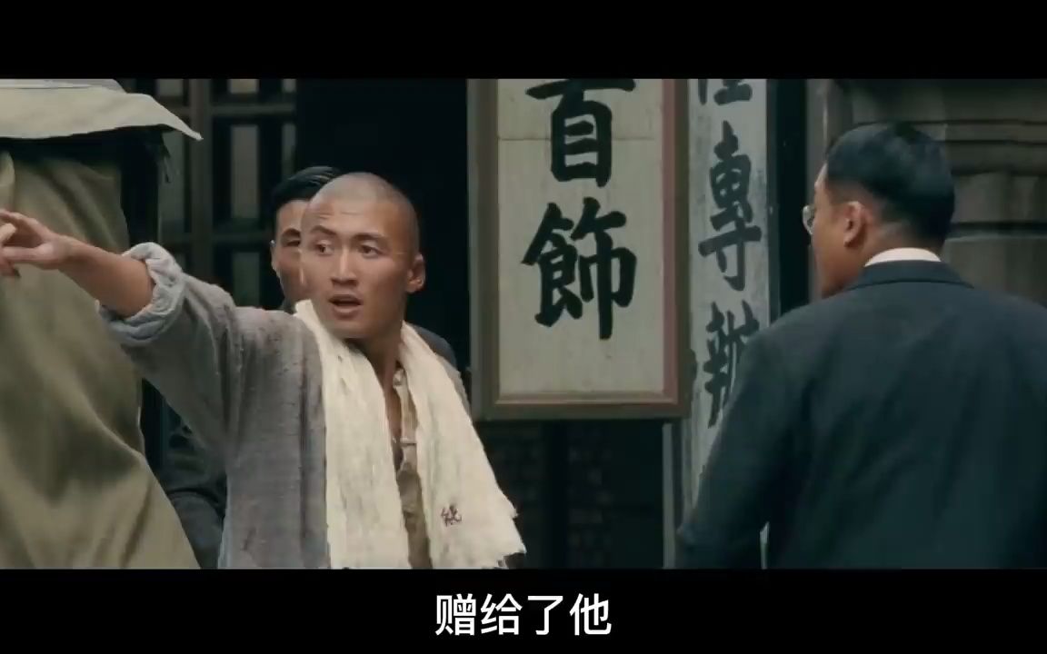 十月围城:晚清最后一个武状元,手持10公斤铁扇以一敌百,最终沦落为