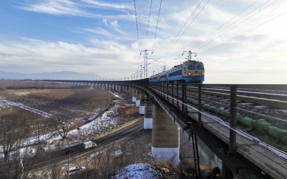 大秦线韶四万吨列车