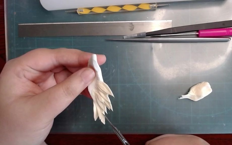 超轻粘土翅膀制作过程