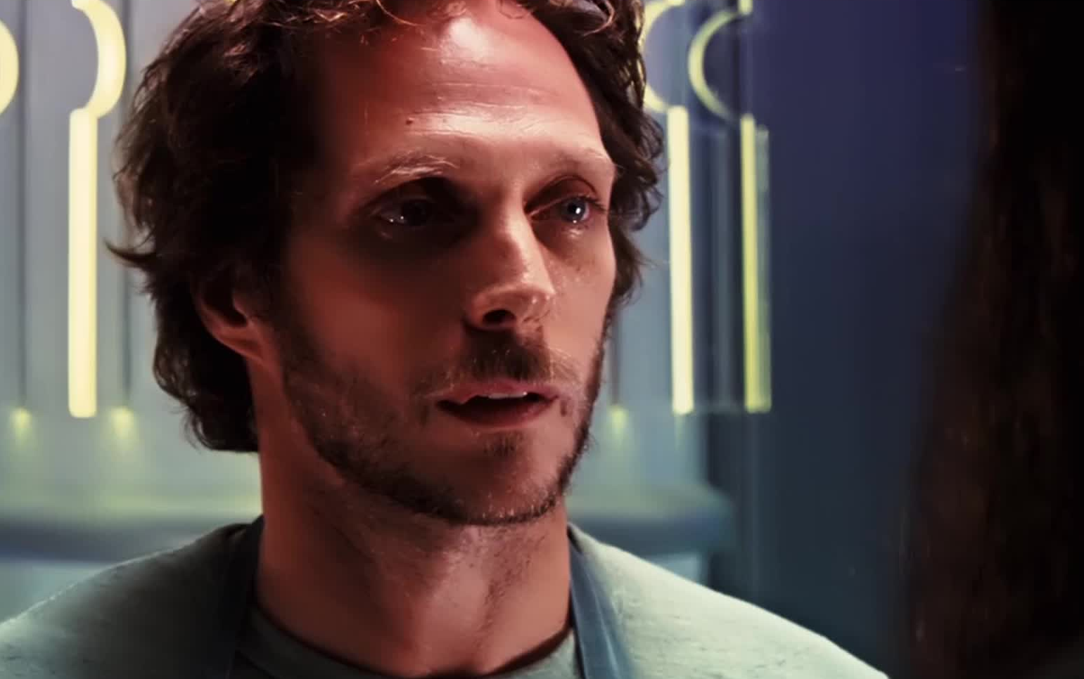 致命紫罗兰|garth:谁能拒绝一个有小尖牙的吸血族小可爱呢?