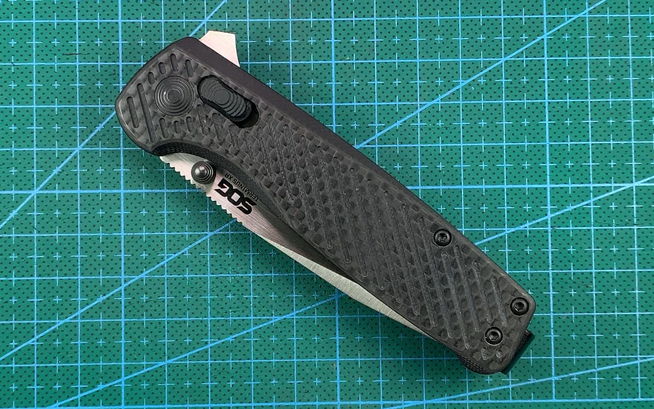 【木名开箱上手】sog terminus xr 折刀
