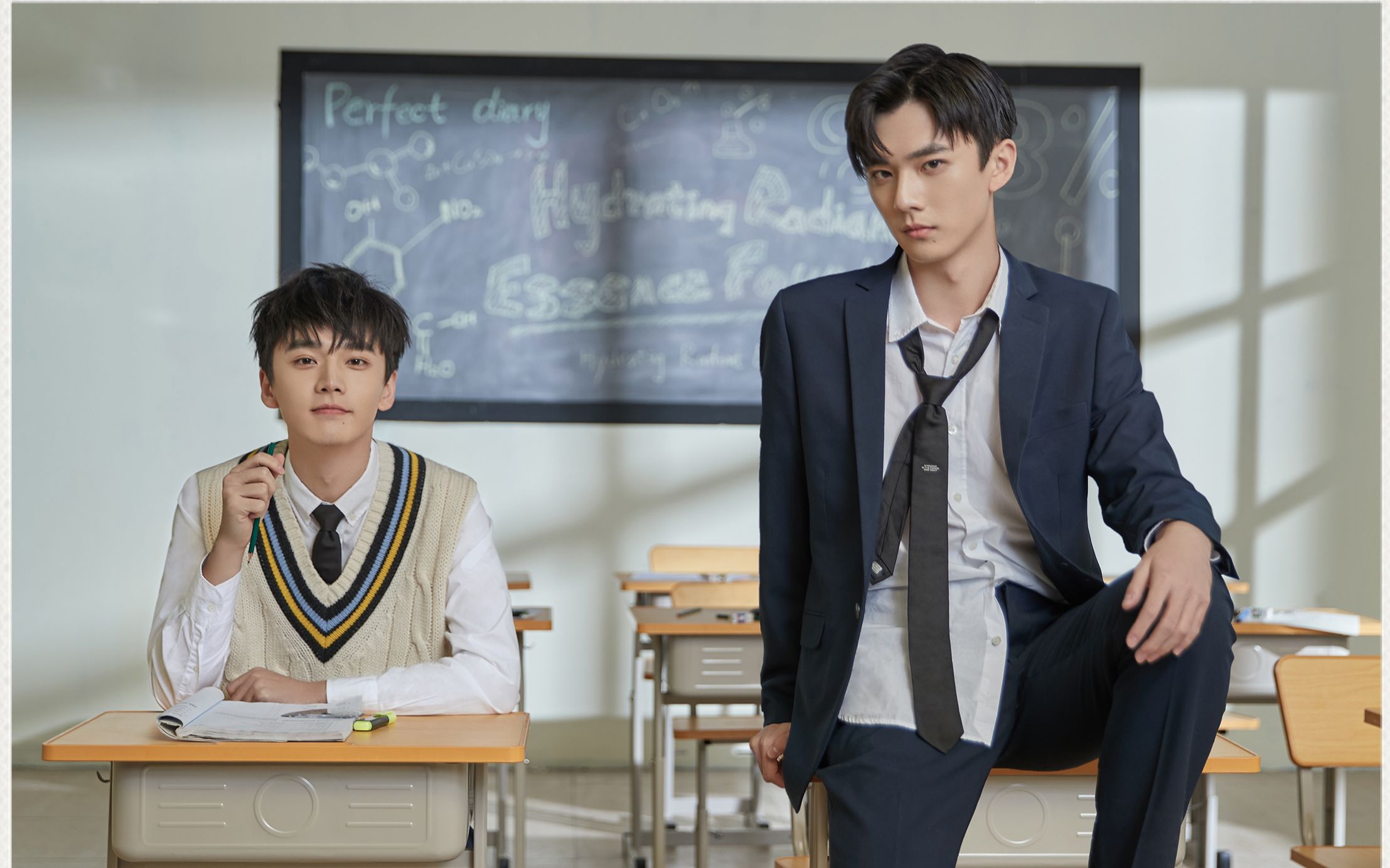 newbies】【张宸逍】小张同学的2020宣传照拍摄花絮_哔哩哔哩_bili