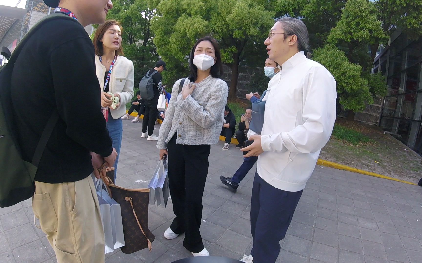 巧遇 小艾大叔 感恩的心