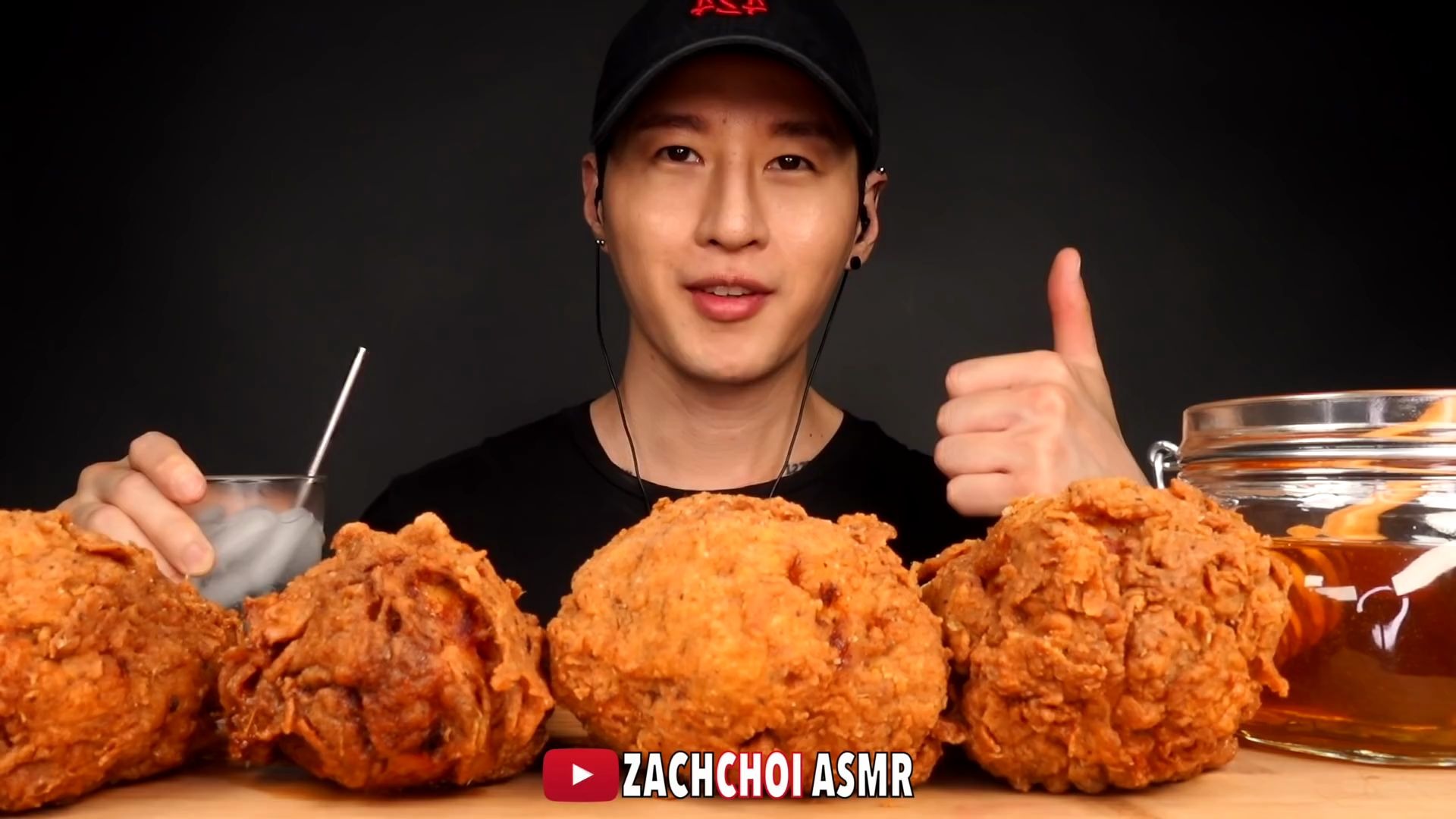 【大吃一斤 - 韩版吴京 zach choi】 - 自制大炸鸡腿 蜂蜜 大杯雪碧