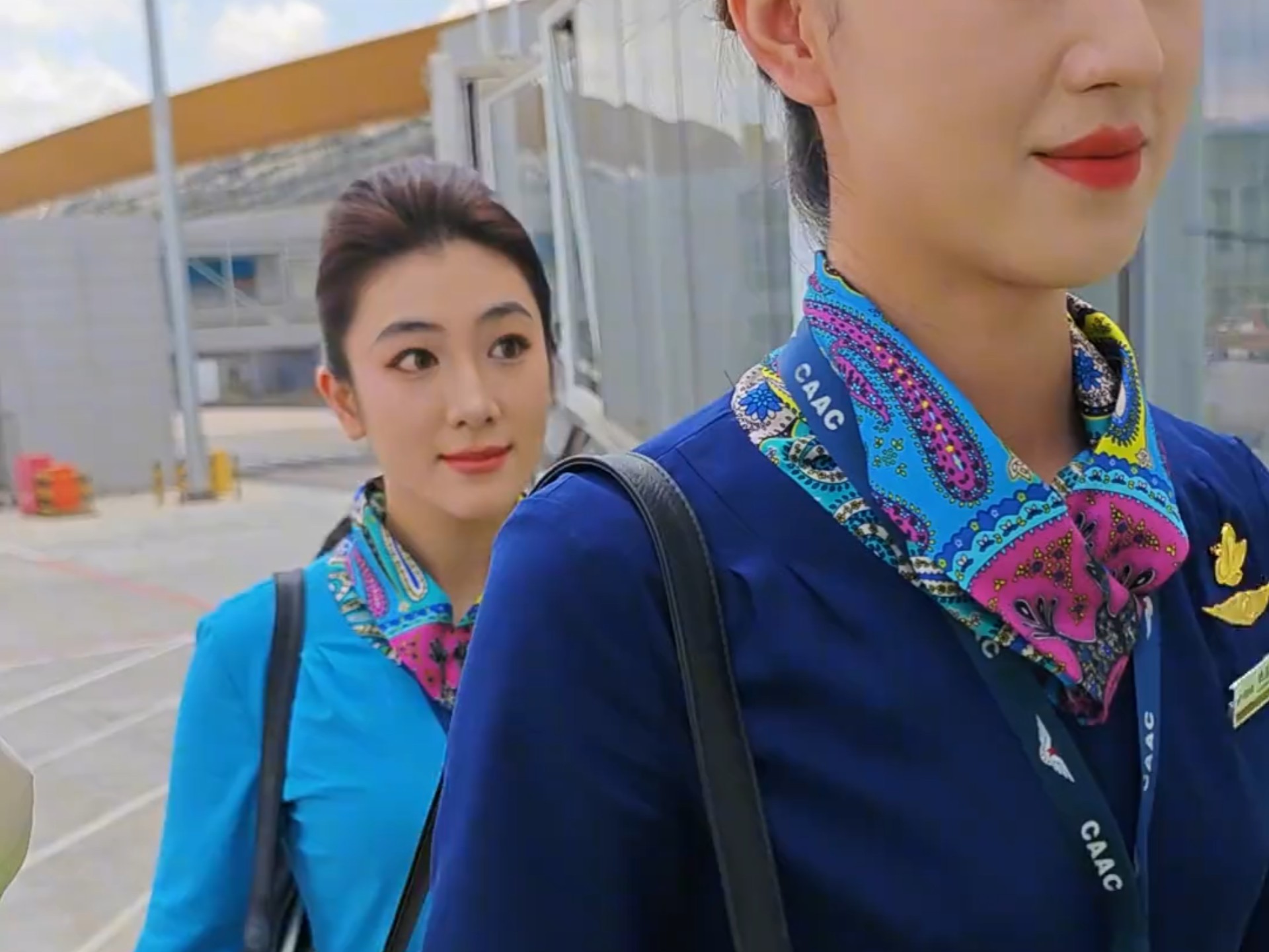 猜猜哪家航空公司制服