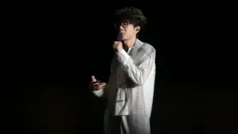 【嵩谦】许嵩上海演唱会talk 《认真的雪》提及