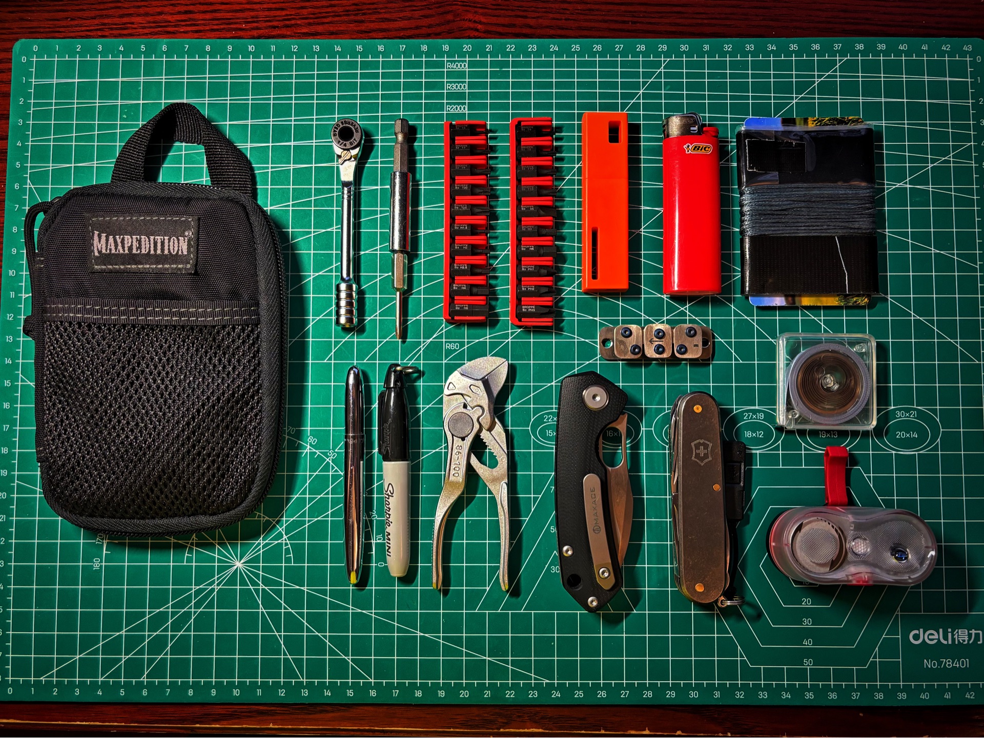 一个功能齐全,让你安心的小工具包(适用bob携带),旅人的工具箱!