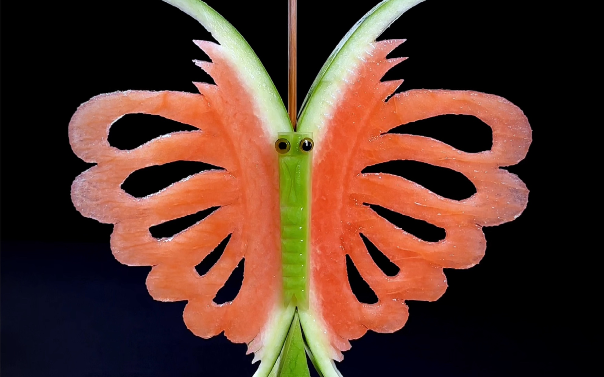 西瓜做成吃不起的样子#吃出仪式感 #西瓜的花式切法 #厨师 #创意盘饰