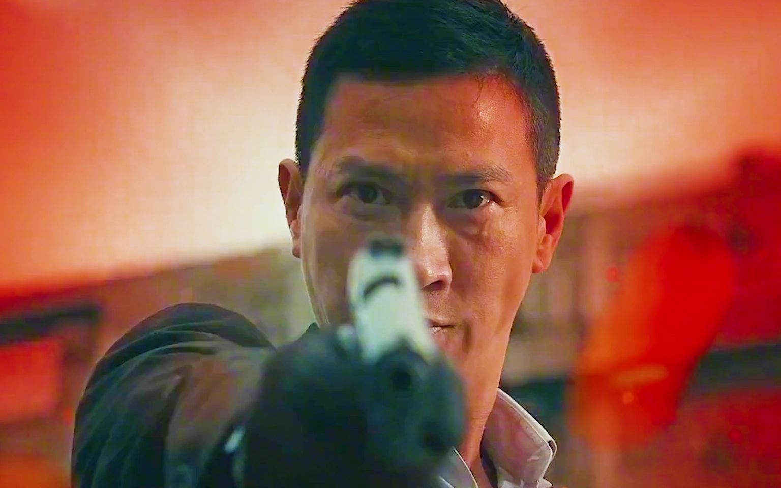 吴彦祖演技巅峰,根据香港十大罪案之一真实改编电影《魔警》