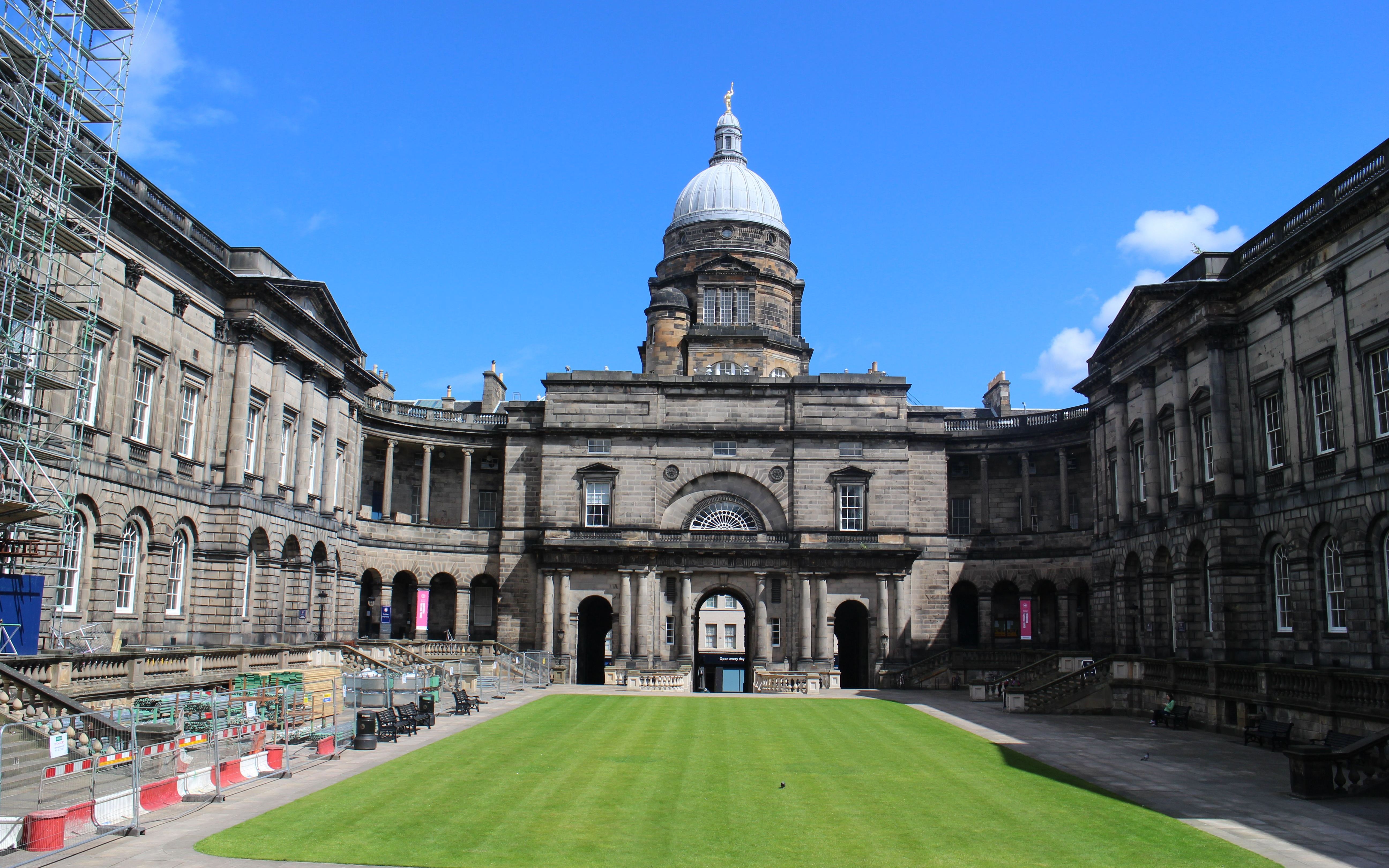 爱丁堡大学硕士课程设置及申请条件是什么?