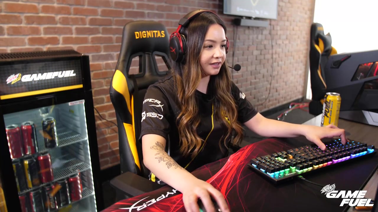 【csgo】 dignitas女队的artstar教你两颗dust2实用闪光