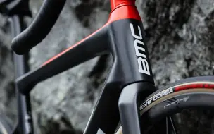 Tải video: 领先十年│BMC 全新 Teammachine SLR