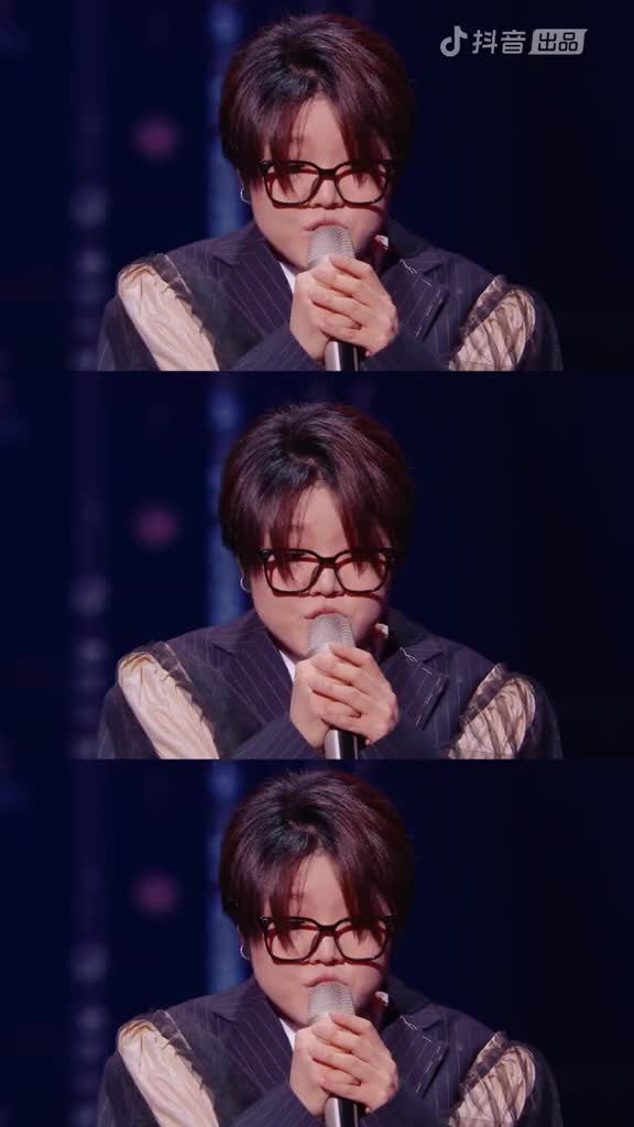 王靖雯揉碎夜的光破碎感一句话带你体验极致的温柔与心碎为歌而赞