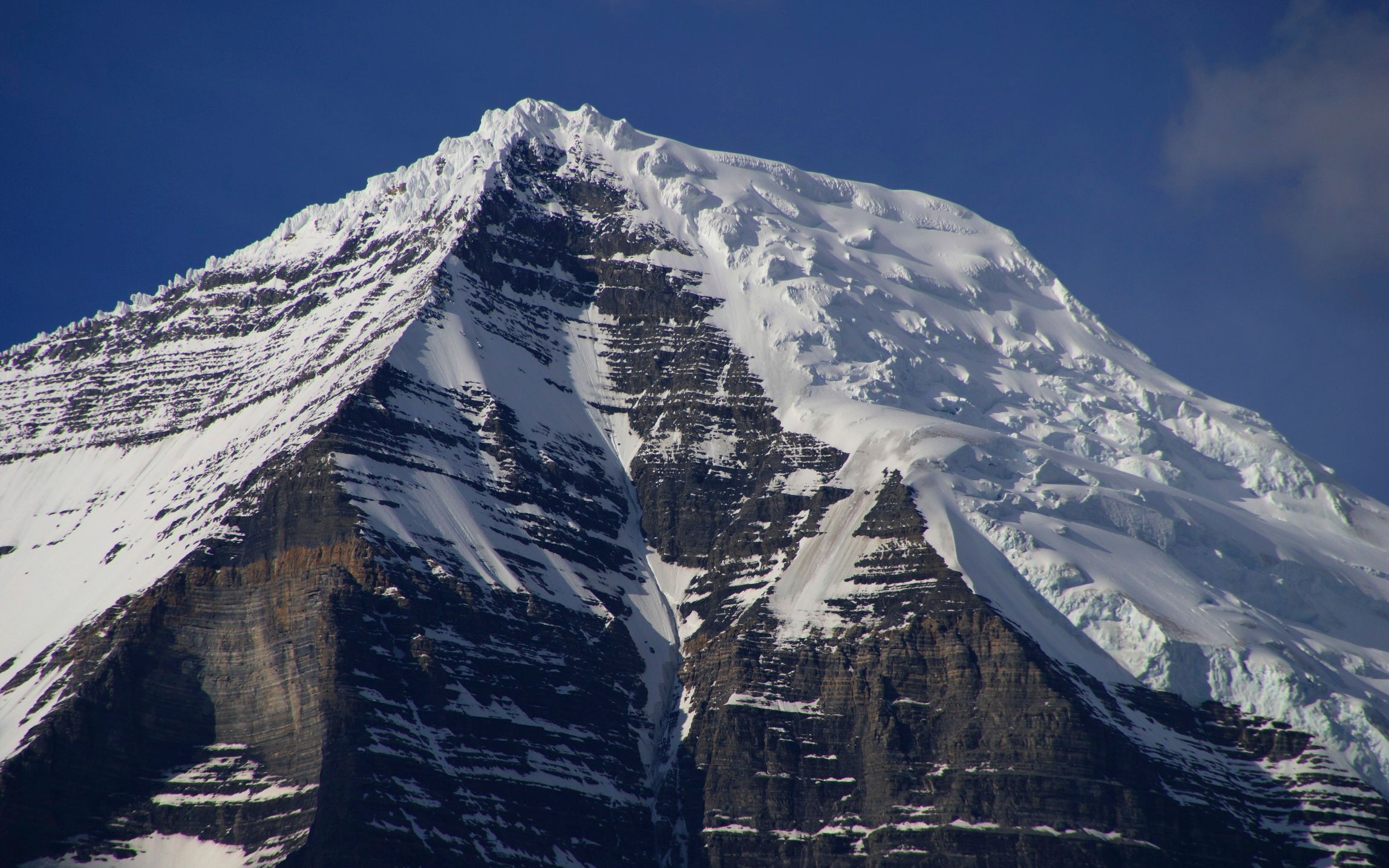 罗伯森山mount robson徒步